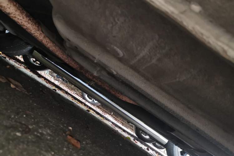 Used Kia K2 2012 Hatchback 1.6L AT Premium Chassis Front Right