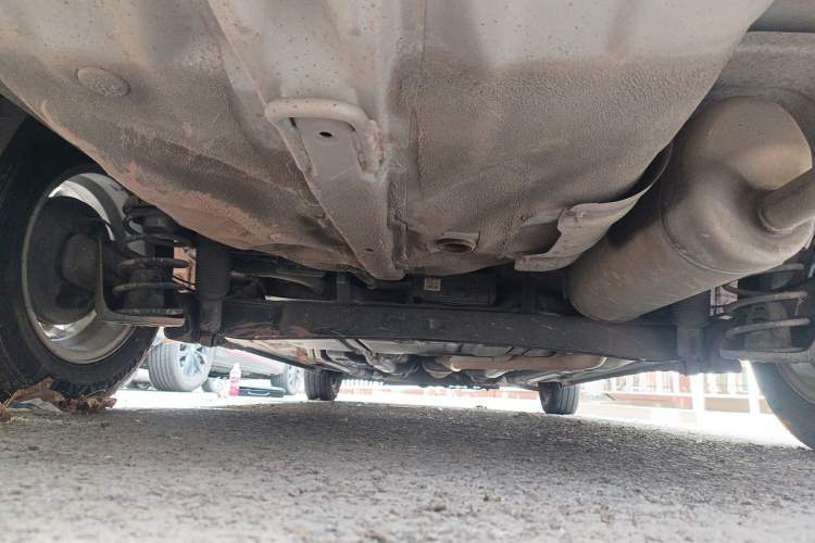 Used Kia K2 2012 Sedan 1.4L AT TOP Anniversary Edition Chassis Rear