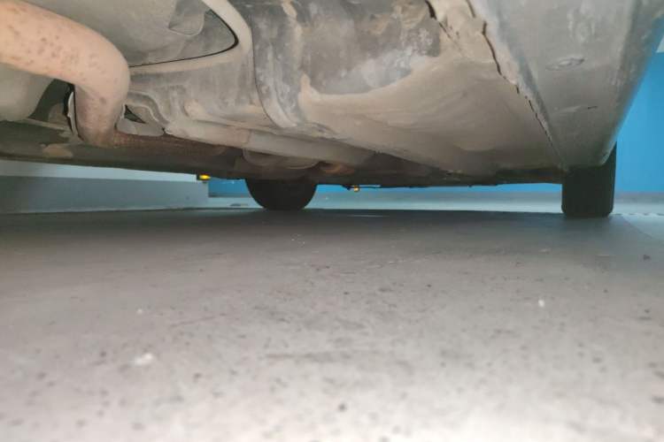 Used Kia K2 2012 Sedan 1.4L MT GLS Commemorative Edition Chassis Rear Right