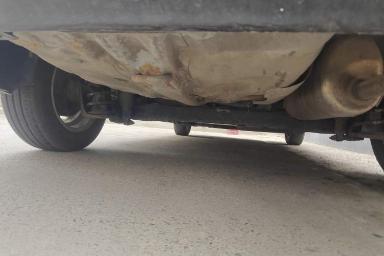 Used Kia K2 2012 Sedan 1.4L MT GLS Commemorative Edition Chassis Rear