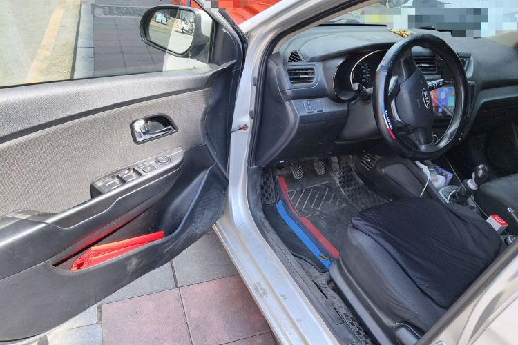 Used Kia K2 2012 Sedan 1.4L MT GLS Commemorative Edition Driver Seat