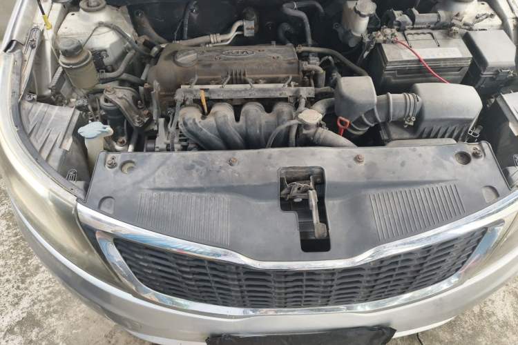 Used Kia K2 2012 Sedan 1.4L Automatic GLS Commemorative Edition Engine Bay