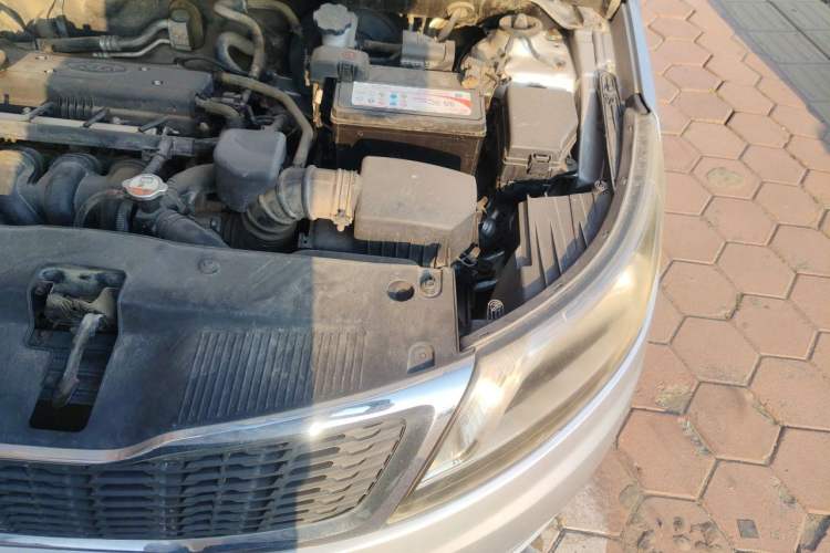Used Kia K2 2012 Sedan 1.4L MT GLS Commemorative Edition Engine Bay Left