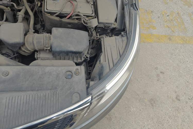 Used Kia K2 2012 Sedan 1.4L MT GLS Commemorative Edition Engine Bay Left