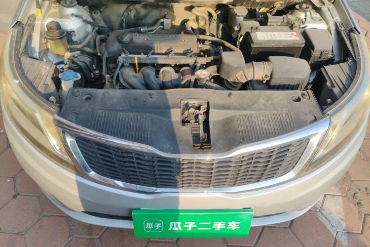 Used Kia K2 2012 Sedan 1.4L MT GLS Commemorative Edition Engine Bay