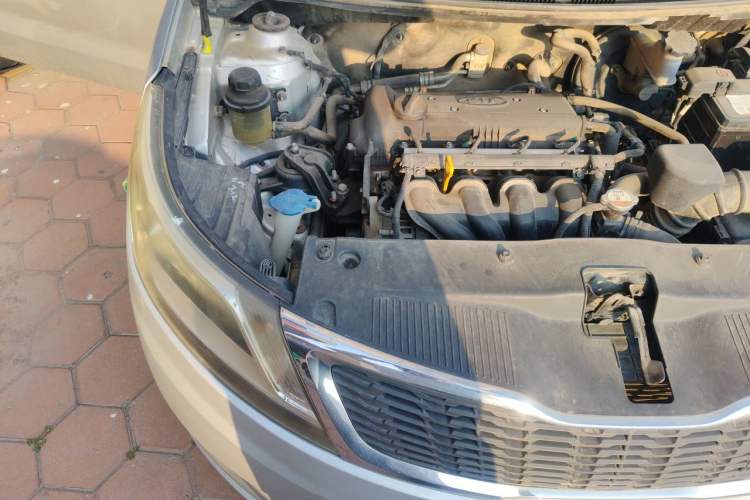 Used Kia K2 2012 Sedan 1.4L MT GLS Commemorative Edition Engine Bay Right