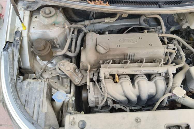 Used Kia K2 2012 Sedan 1.4L MT GLS Commemorative Edition Engine Bay Right
