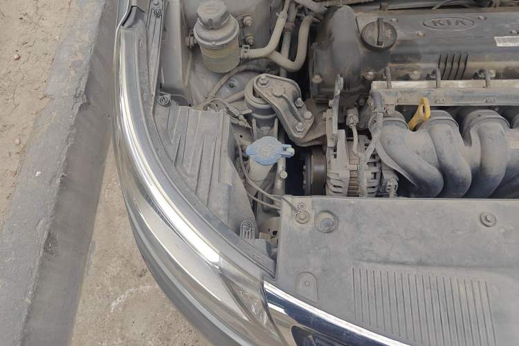 Used Kia K2 2012 Sedan 1.4L MT GLS Commemorative Edition Engine Bay Right