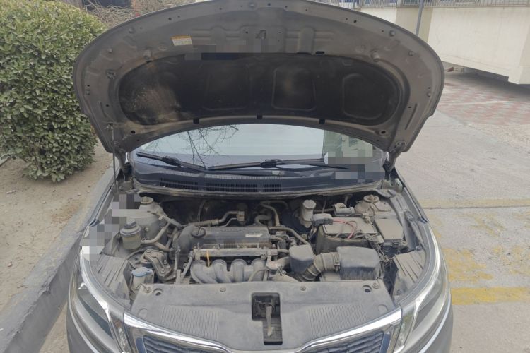 Used Kia K2 2012 Sedan 1.4L MT GLS Commemorative Edition Engine Bay