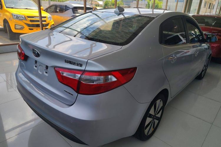 Used Kia K2 2012 Sedan 1.6L Automatic Transmission Premium Commemorative Edition Exterior 3