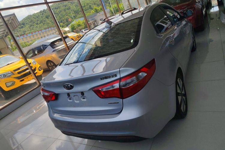 Used Kia K2 2012 Sedan 1.6L Automatic Transmission Premium Commemorative Edition Exterior 4