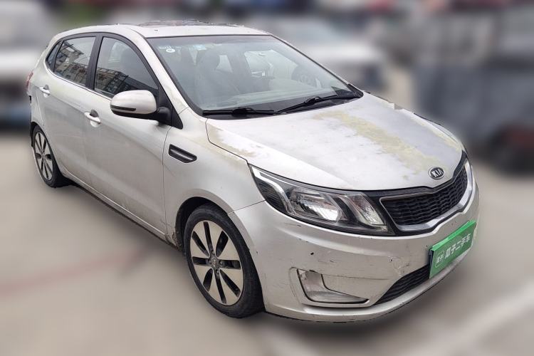 Used Kia K2 2012 Hatchback 1.6L AT Premium Front Right 45 Deg