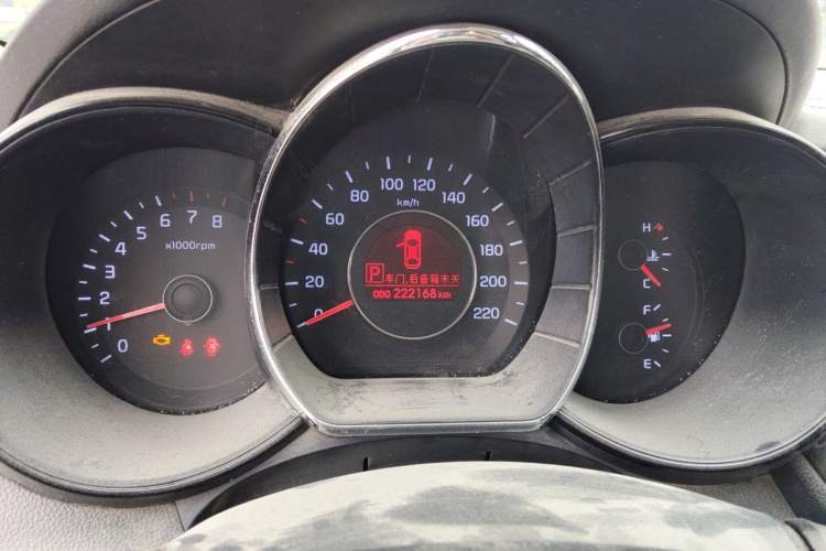 Used Kia K2 2012 Hatchback 1.6L AT Premium Instrument Cluster