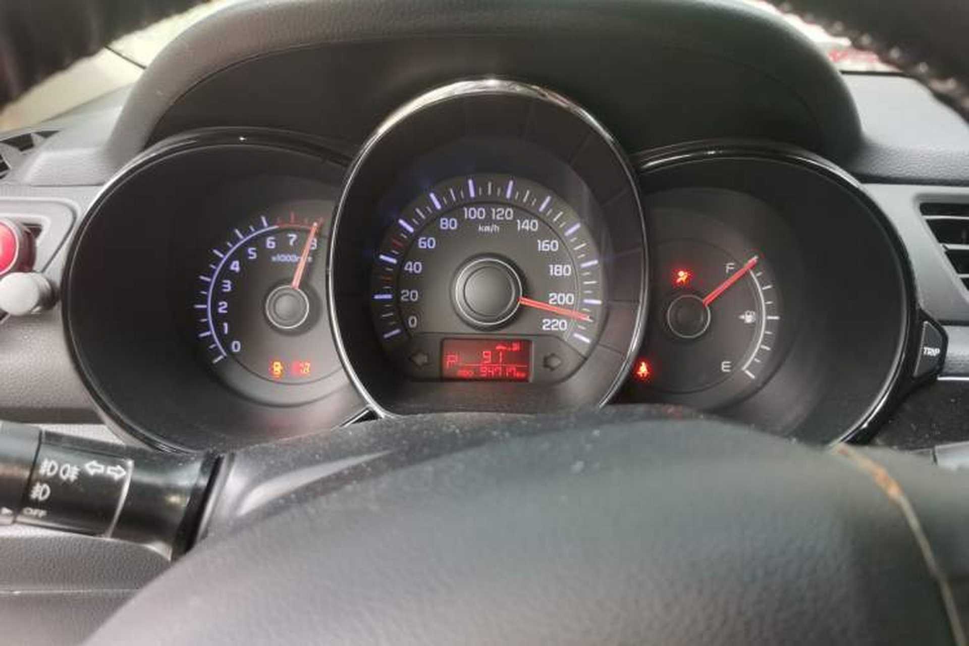 Used Kia K2 2012 Sedan 1.4L Automatic GLS Commemorative Edition Instrument Cluster