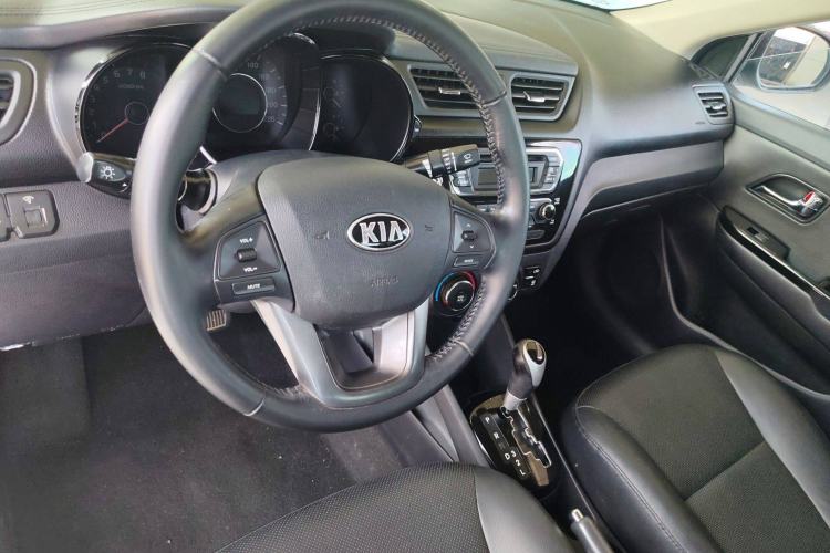 Used Kia K2 2012 Sedan 1.6L Automatic Transmission Premium Commemorative Edition Interior 3