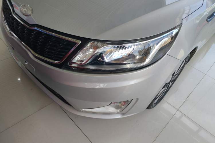 Used Kia K2 2012 Sedan 1.6L Automatic Transmission Premium Commemorative Edition Left Front Headlight