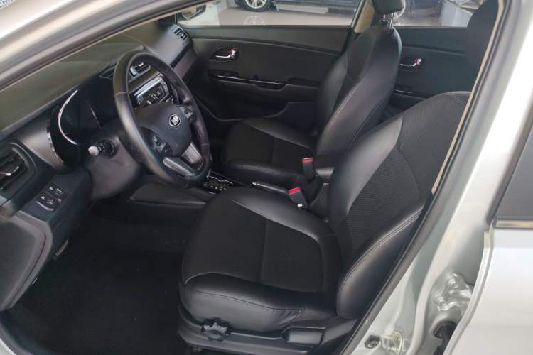 Used Kia K2 2012 Sedan 1.6L Automatic Transmission Premium Commemorative Edition Left Front Seat