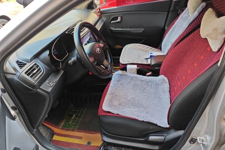 Used Kia K2 2012 Sedan 1.4L Automatic GLS Commemorative Edition Left Front Seat