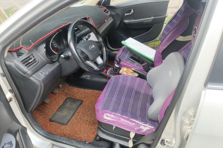 Used Kia K2 2012 Sedan 1.4L MT GLS Commemorative Edition Left Front Seat