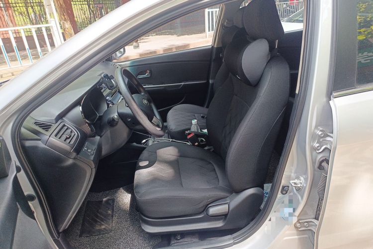 Used Kia K2 2012 Sedan 1.4L AT TOP Anniversary Edition Left Front Seat