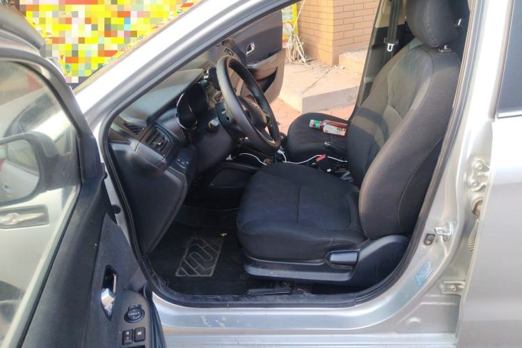 Used Kia K2 2012 Sedan 1.4L MT GLS Commemorative Edition Left Front Seat