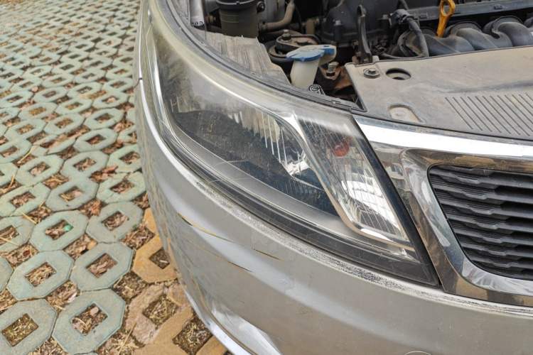 Used Kia K2 2012 Sedan 1.4L Automatic GLS Commemorative Edition Right Front Headlight