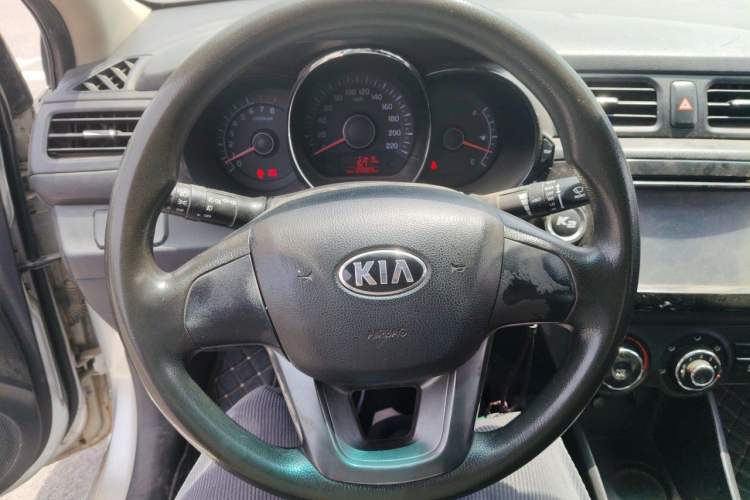Used Kia K2 2012 Sedan 1.4L MT GLS Commemorative Edition Steering Wheel