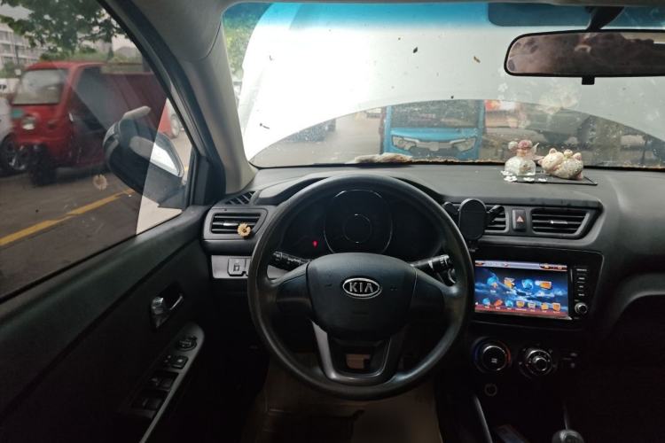 Used Kia K2 2012 Sedan 1.4L MT GL Commemorative Edition Steering Wheel