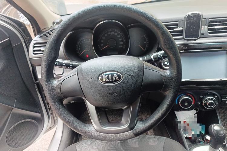Used Kia K2 2012 Sedan 1.4L AT TOP Anniversary Edition Steering Wheel