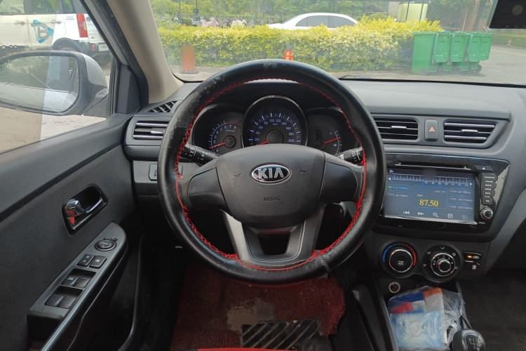 Used Kia K2 2012 Sedan 1.4L MT GLS Commemorative Edition Steering Wheel