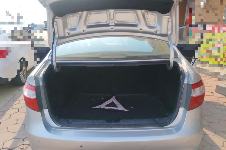 Used Kia K2 2012 Sedan 1.4L MT GLS Commemorative Edition Trunk