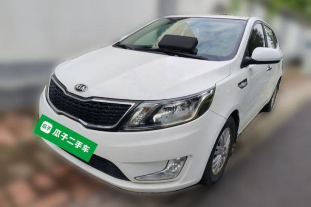 Ojetý Kia K2 2012 Hatchback 1.4L Automatic Cool Edition