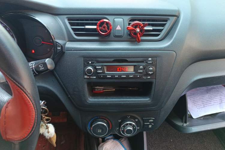 Used Kia K2 2012 Sedan 1.4L MT GLS Commemorative Edition Audio And AC Panel