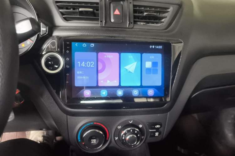 Used Kia K2 2012 Sedan 1.4L MT GLS Commemorative Edition Audio And AC Panel