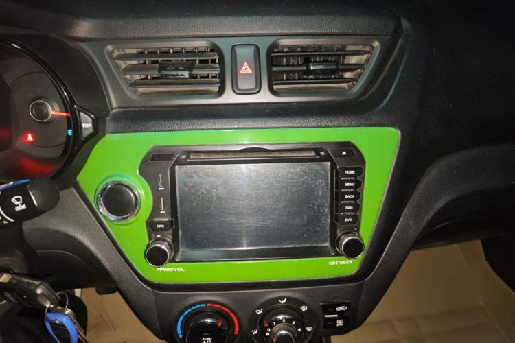Used Kia K2 2012 Sedan 1.4L MT GLS Commemorative Edition Audio And AC Panel