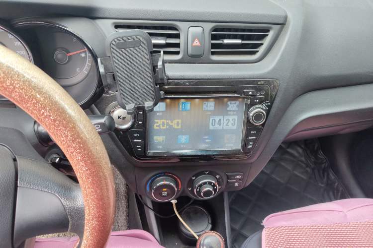 Used Kia K2 2012 Sedan 1.4L Automatic GLS Commemorative Edition Audio And AC Panel