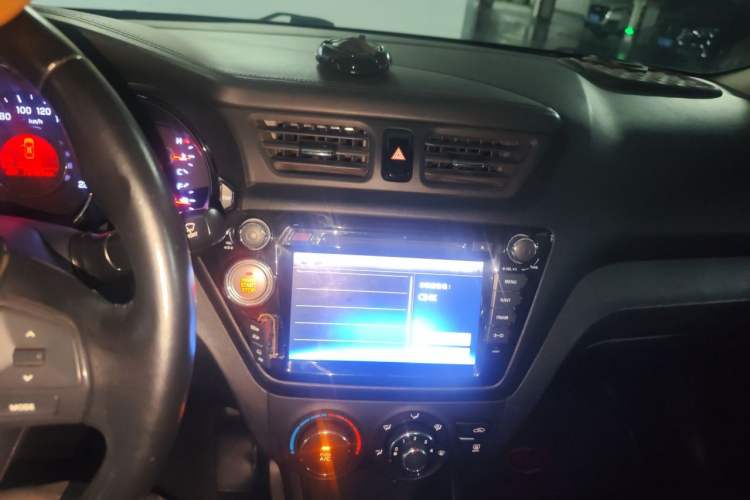 Used Kia K2 2012 Sedan 1.6L Automatic Transmission Premium ECO Commemorative Edition Audio And AC Panel