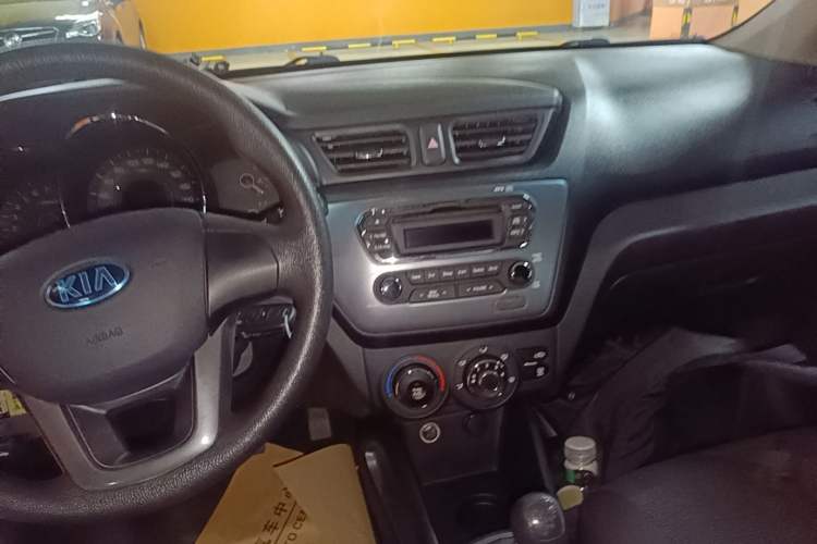 Used Kia K2 2012 Sedan 1.4L MT TOP Commemorative Edition Audio And AC Panel