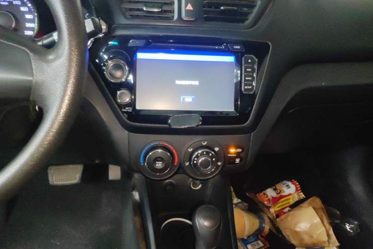 Used Kia K2 2012 Sedan 1.4L Automatic GLS Commemorative Edition Audio And AC Panel