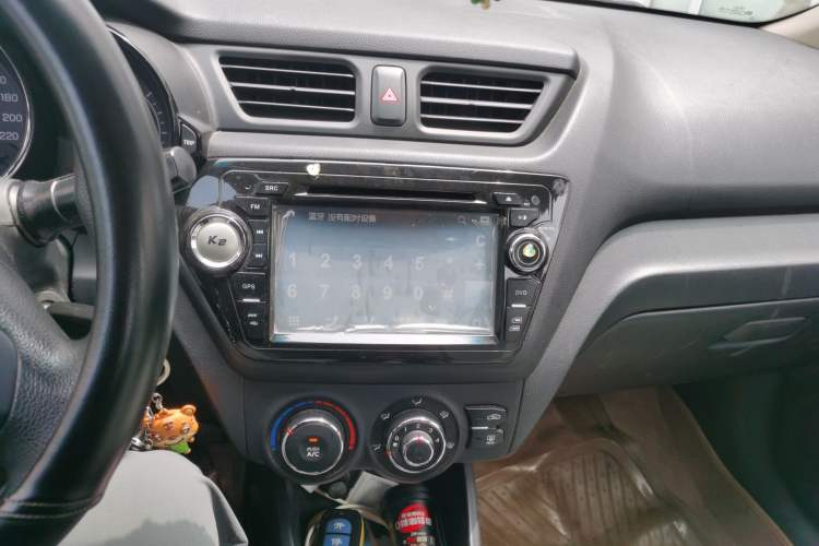 Used Kia K2 2012 Sedan 1.4L MT GLS Commemorative Edition Audio And AC Panel