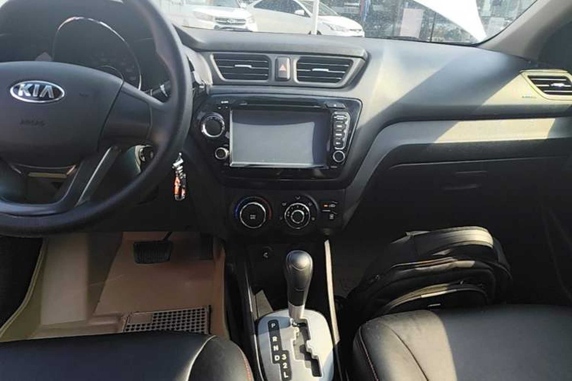 Used Kia K2 2012 Sedan 1.4L AT TOP Anniversary Edition Audio And AC Panel