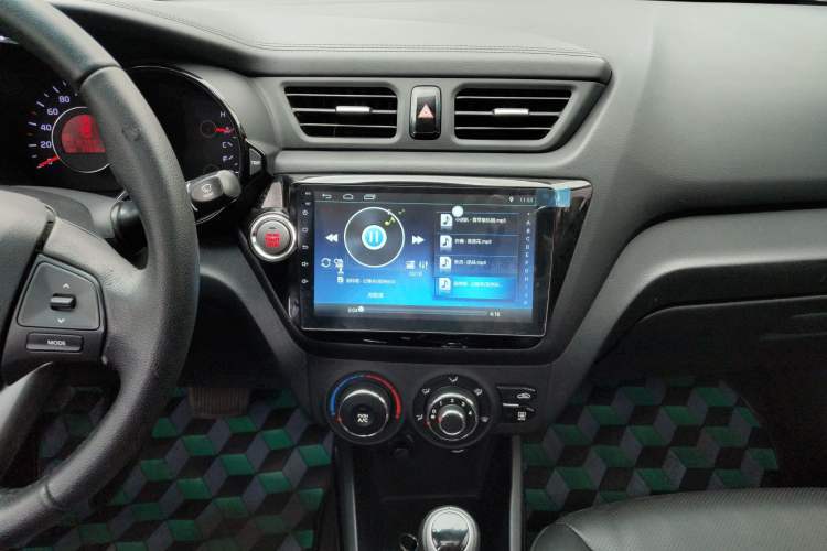 Used Kia K2 2012 Sedan 1.6L Automatic Transmission Premium Commemorative Edition Audio And AC Panel