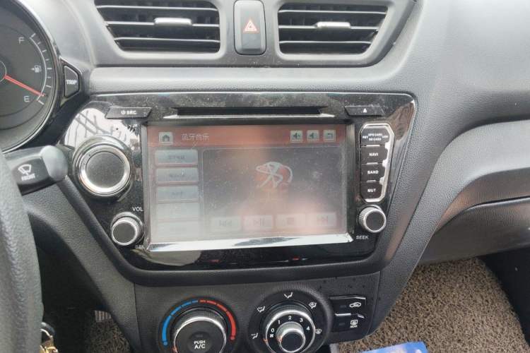 Used Kia K2 2012 Sedan 1.4L Automatic GLS Commemorative Edition Audio And AC Panel