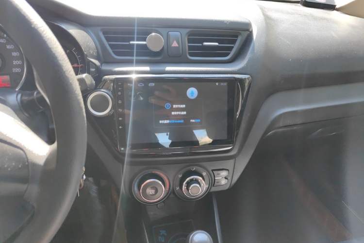 Used Kia K2 2012 Sedan 1.4L Automatic GLS Commemorative Edition Audio And AC Panel