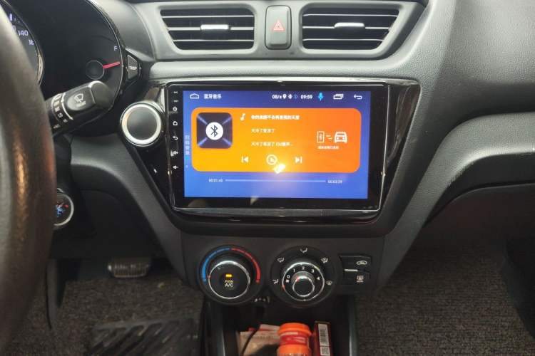 Used Kia K2 2012 Sedan 1.4L Automatic GLS Commemorative Edition Audio And AC Panel