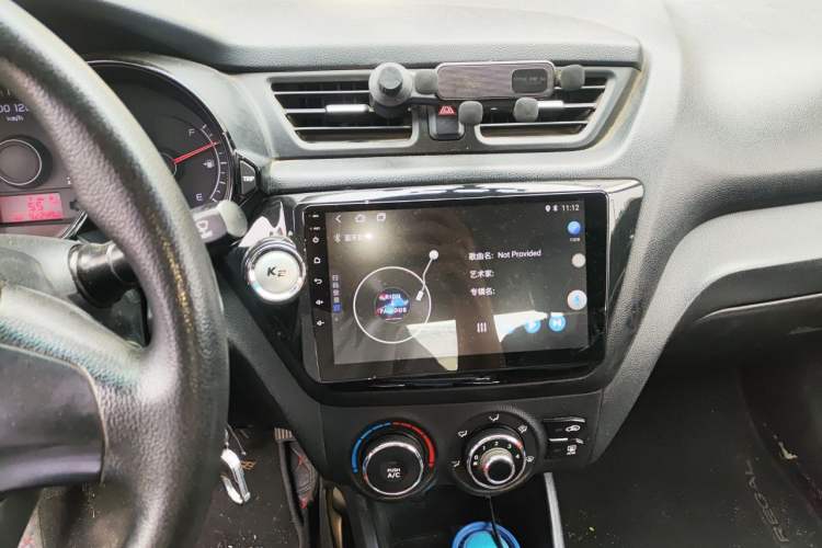 Used Kia K2 2012 Sedan 1.4L MT GLS Commemorative Edition Audio And AC Panel