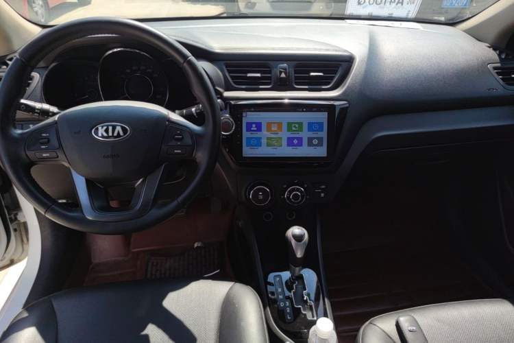 Used Kia K2 2012 Sedan 1.6L Automatic Transmission Premium Commemorative Edition Audio And AC Panel
