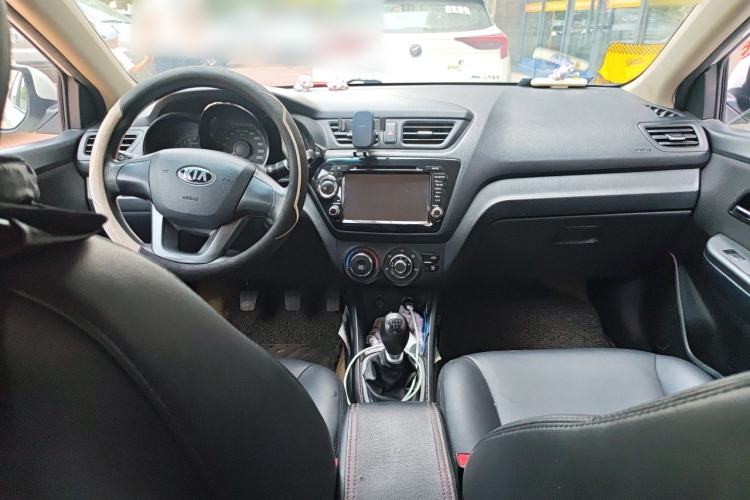 Used Kia K2 2012 Sedan 1.4L MT GLS Commemorative Edition Center Console