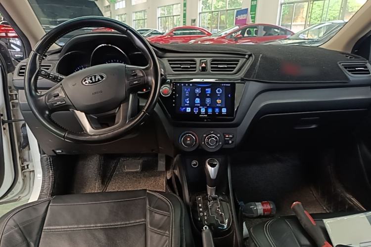 Used Kia K2 2012 Sedan 1.6L Automatic Transmission Premium Commemorative Edition Center Console
