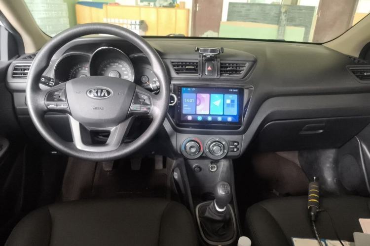 Used Kia K2 2012 Sedan 1.4L MT GLS Commemorative Edition Center Console